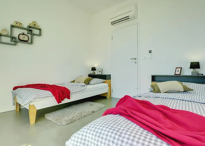 Yania Villa Ližnjan