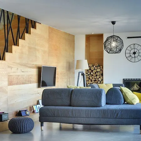 Holiday home Yania Liznjan