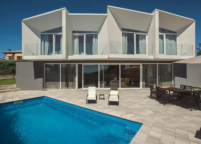 Villa Yania Ližnjan